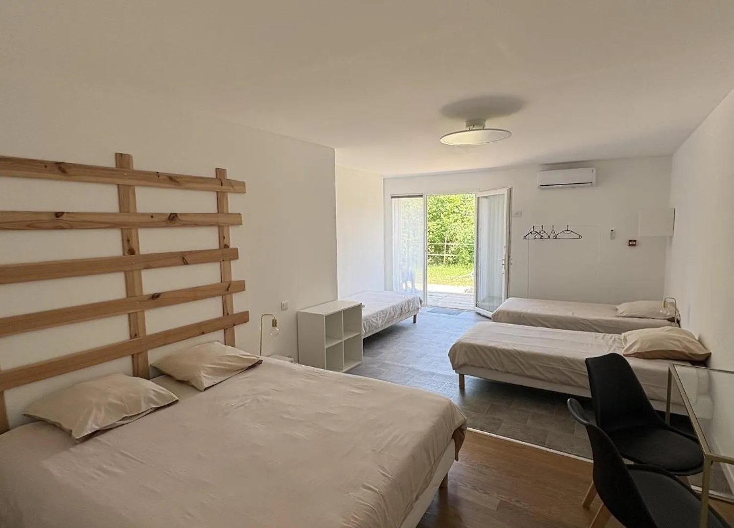Domaine De Py Bed and Breakfast Loubressac Bed & Breakfast